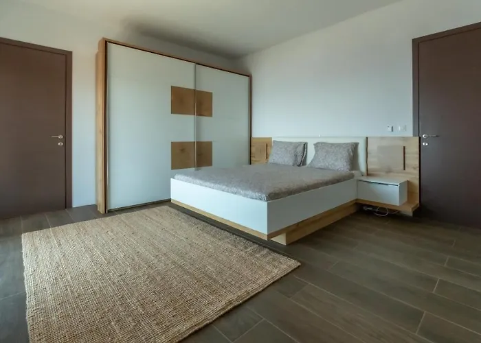 Enchanted Bay House فيلة