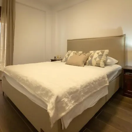 Villa Enchanted Bay House