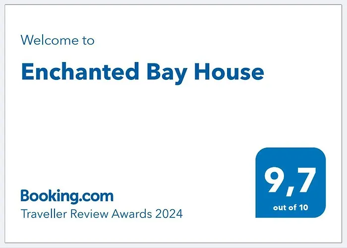 Enchanted Bay House Vila