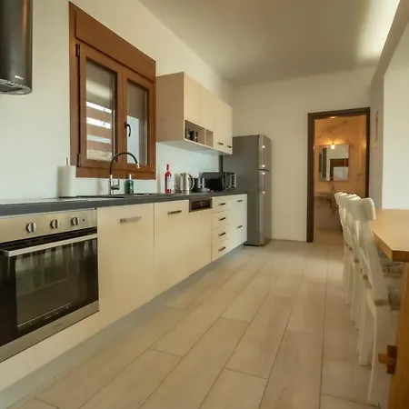 Enchanted Bay House וילה Vlachata