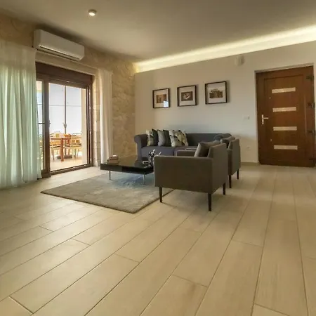 Enchanted Bay House וילה Vlachata