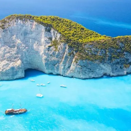 Enchanted Bay House וילה